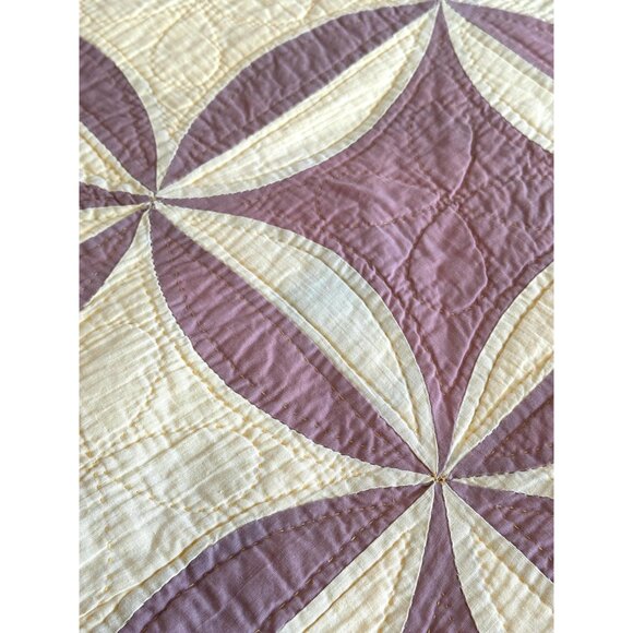 Vintage quilt Orange Peel pattern yellow lavender twin or full Extra Long - Picture 5 of 10